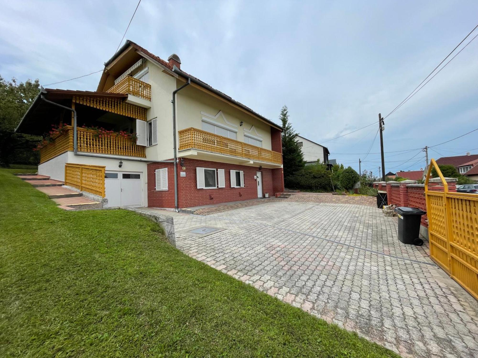 Piroska Apartment Zalakaros Buitenkant foto